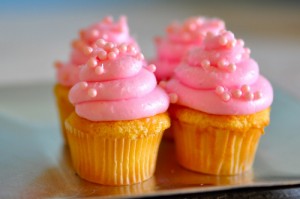 Roze-champagne-cupcakes[1]